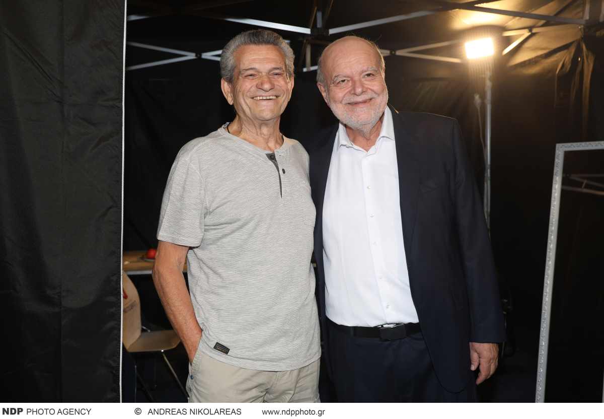 Λαμπερή βραδιά με επώνυμους στη συναυλία για τον Γρηγόρη Μπιθικώτση στο Καλλιμάρμαρο