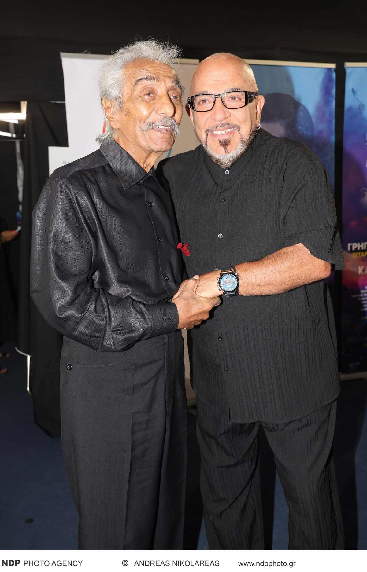 Λαμπερή βραδιά με επώνυμους στη συναυλία για τον Γρηγόρη Μπιθικώτση στο Καλλιμάρμαρο