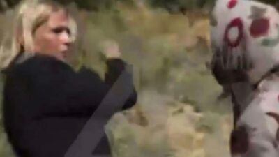 Η επίθεση στη δημοσιογράφο της εκπομπής «Αλήθειες με τη Ζήνα»