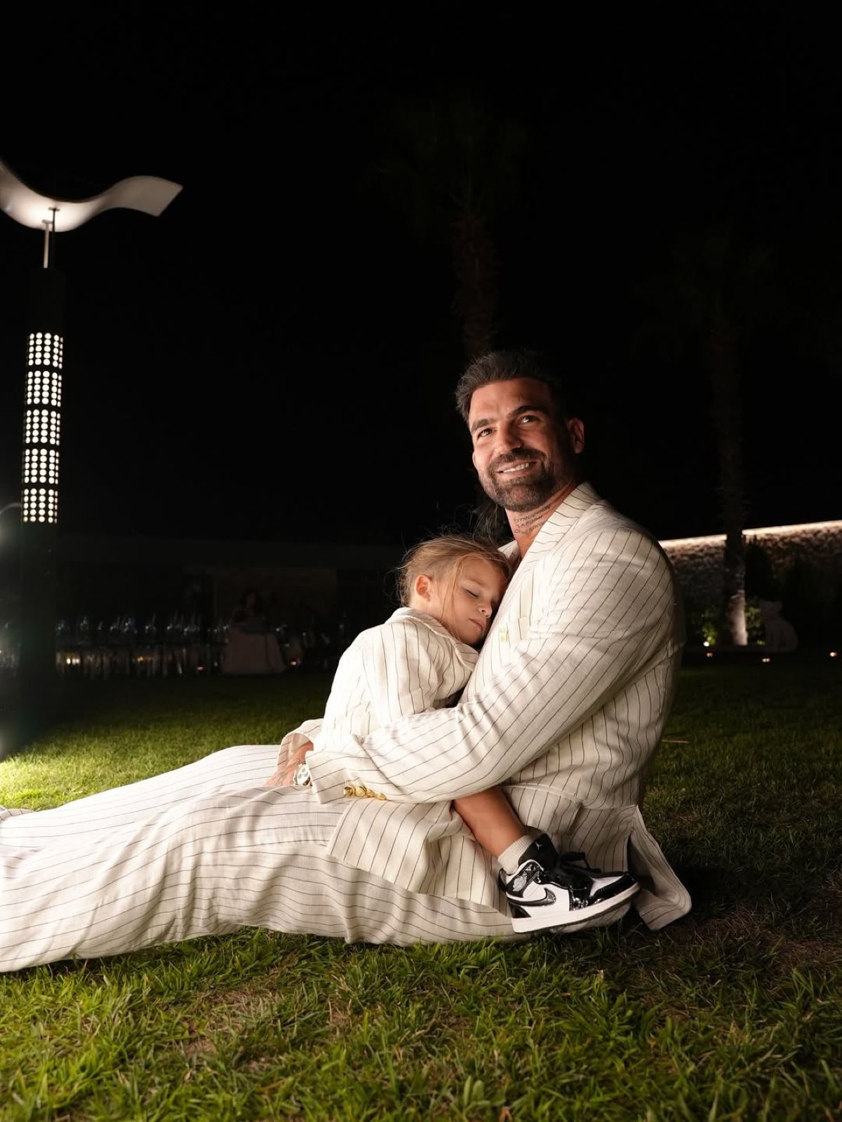 Ο Δημήτρης Αλεξάνδρου με τον Πάρη