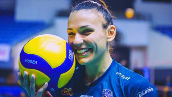 Εύα Χαντάβα