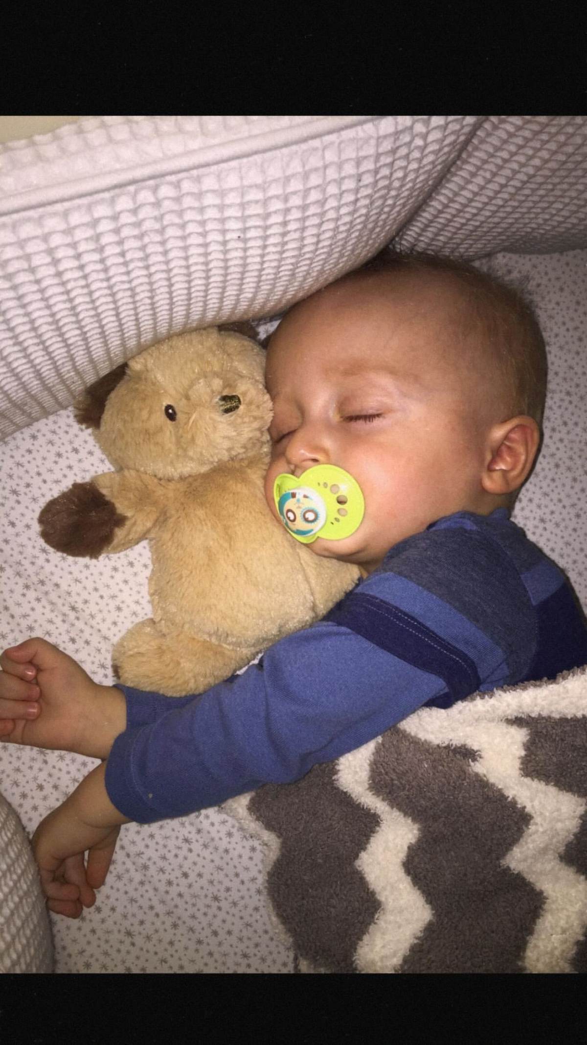 Η Σοφία Καρβέλα με το γιο της