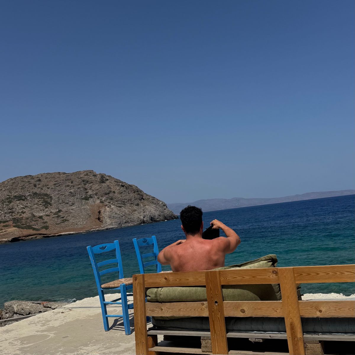 Ιάκωβος Γκόγκουα διακοπές