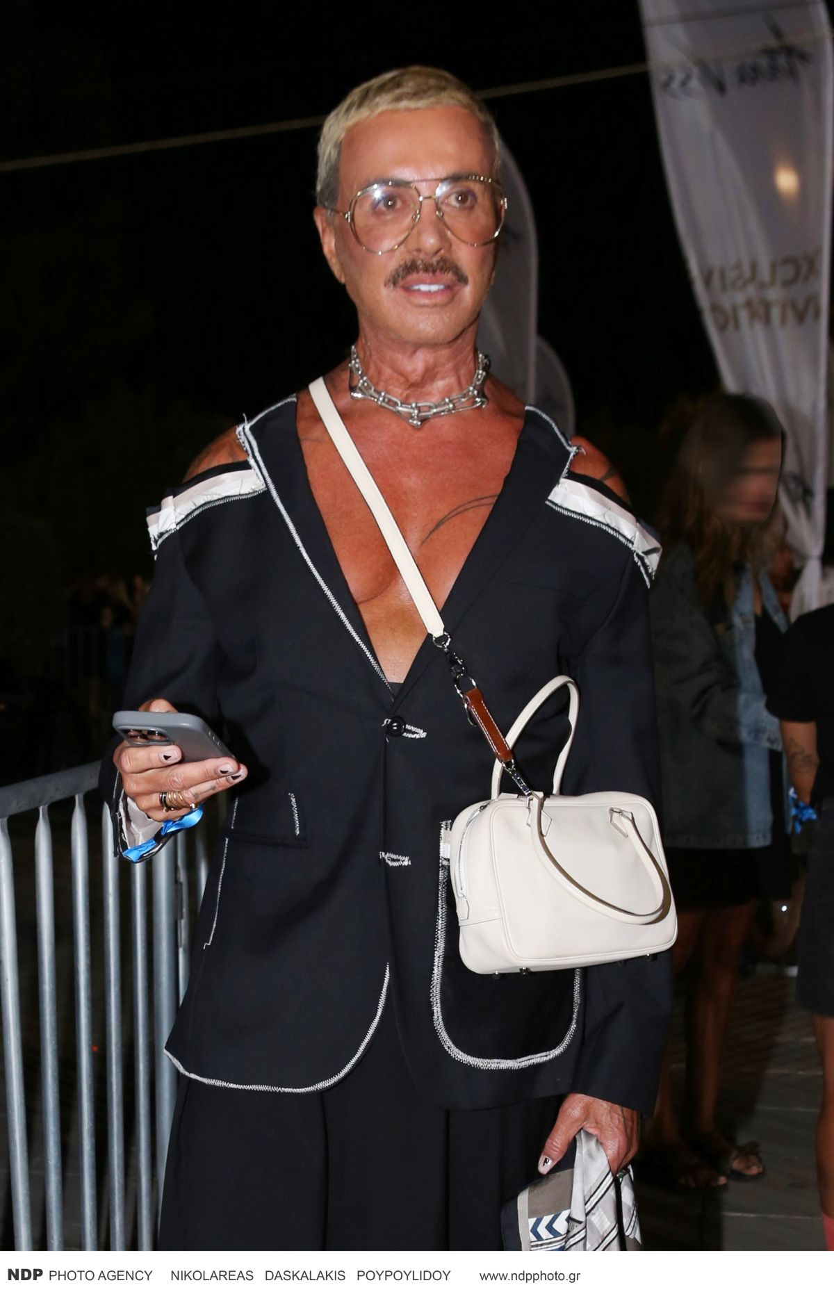 Λάκης Γαβαλάς