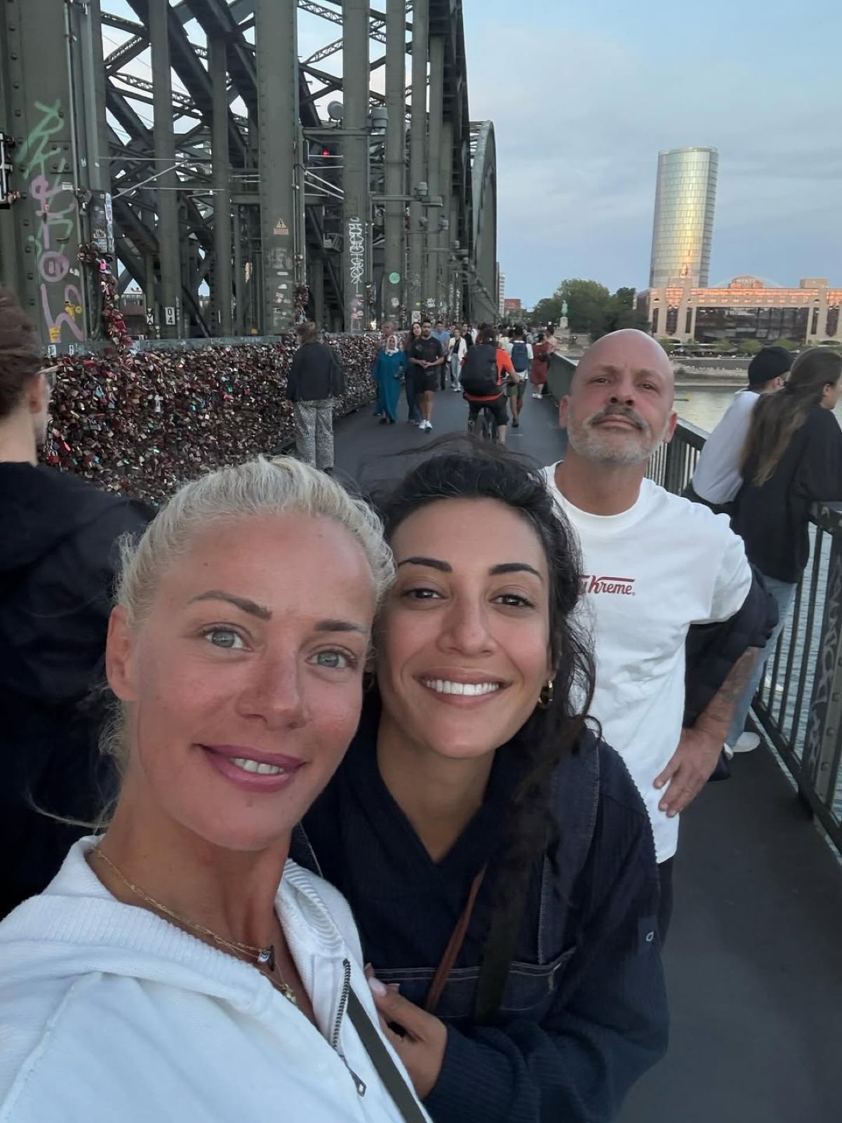 Ζέτα Μακρυπούλια, Νίκος Μουτσινάς, Ευγενία Σαμαρά