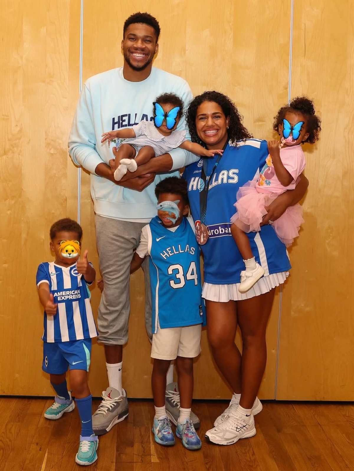 Αντετοκούνμπο οικογένεια