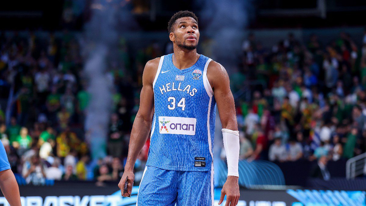 Ο Γιάννης Αντετοκούνμπο