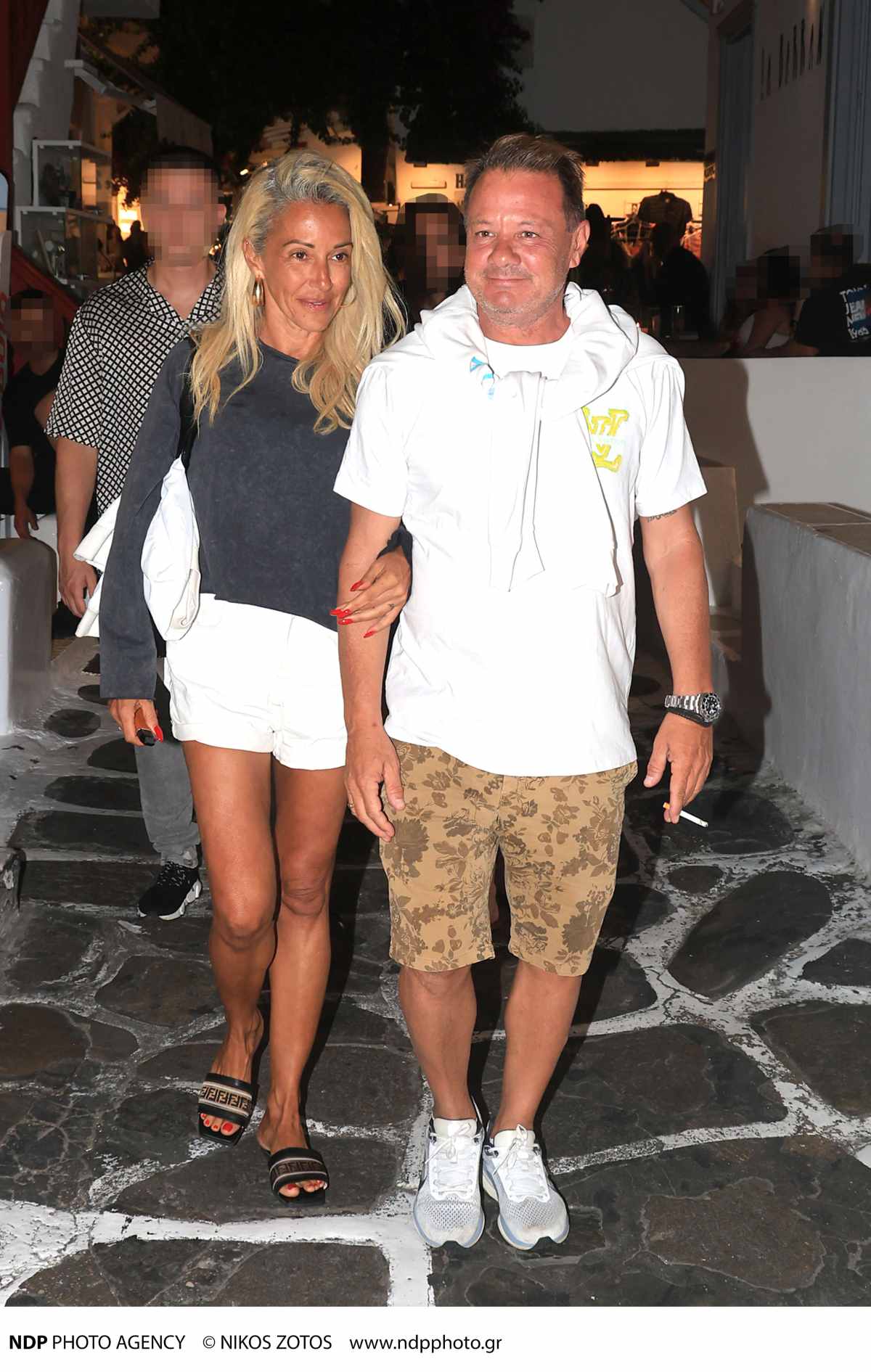 Ο Απόστολος Λύτρας και η Θεοδώρα Παπαδοπούλου στη Μύκονο