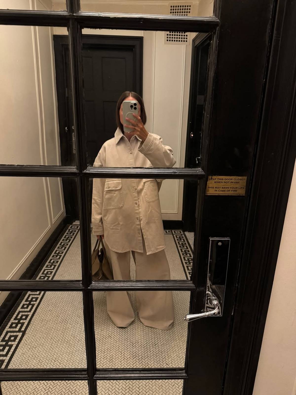 τάση beige denim