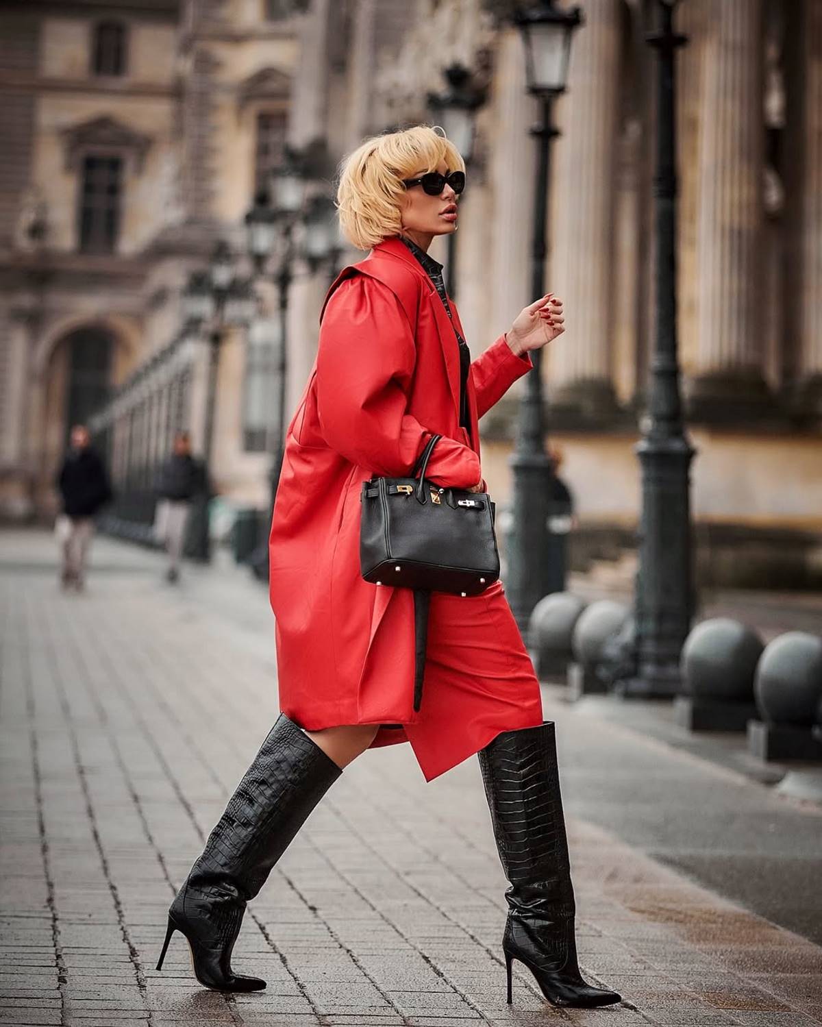 Η Αλεξάνδρα παναγιώταρου φοράει τάσεις