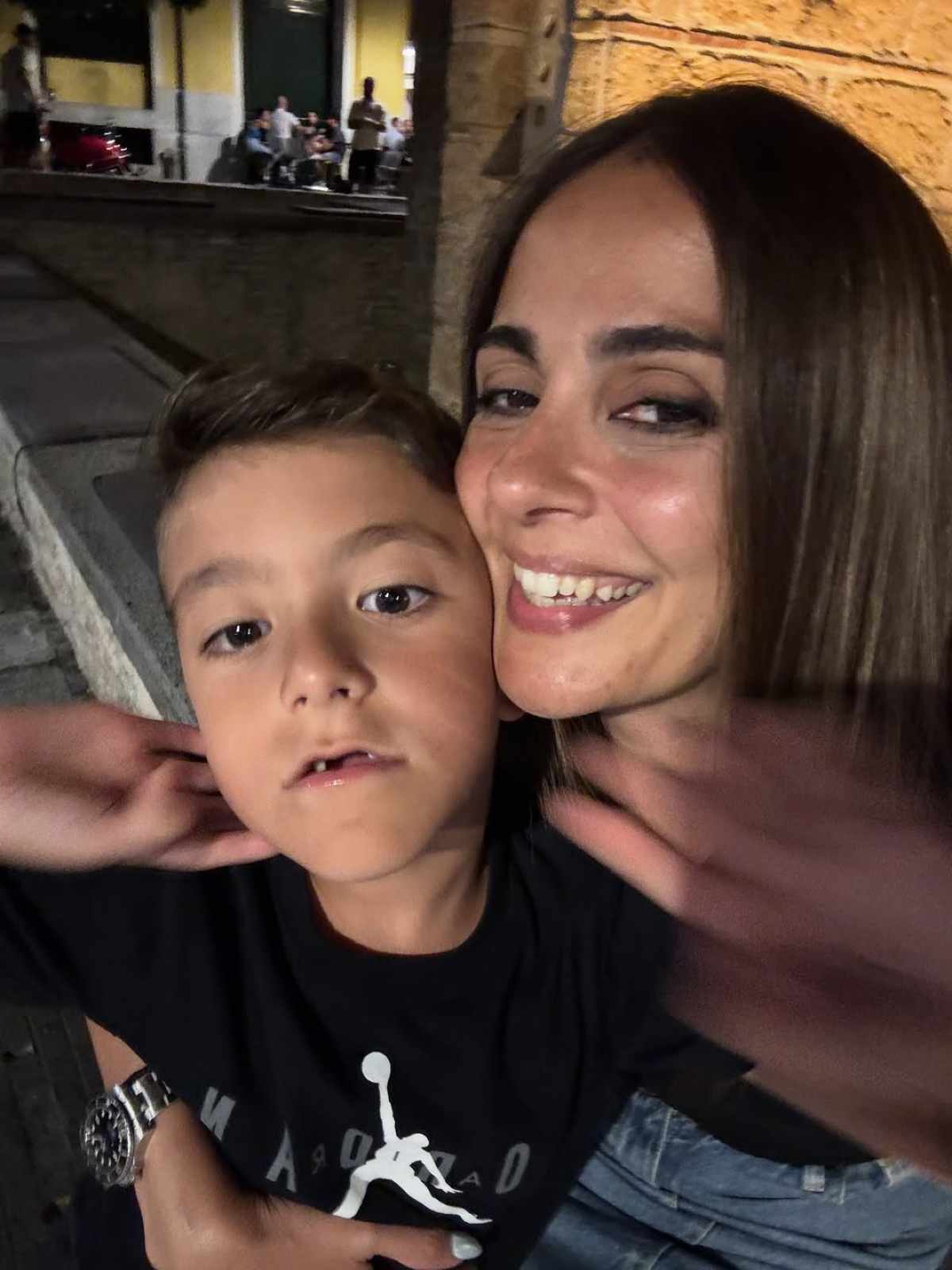 Η Αγγελική Δαλιάνη με τον γιο της