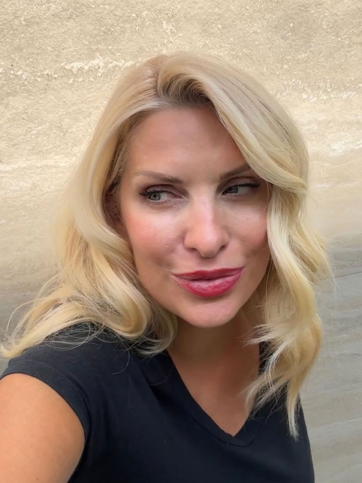 Η Ελένη Μενεγάκη στο Εδιβούργο