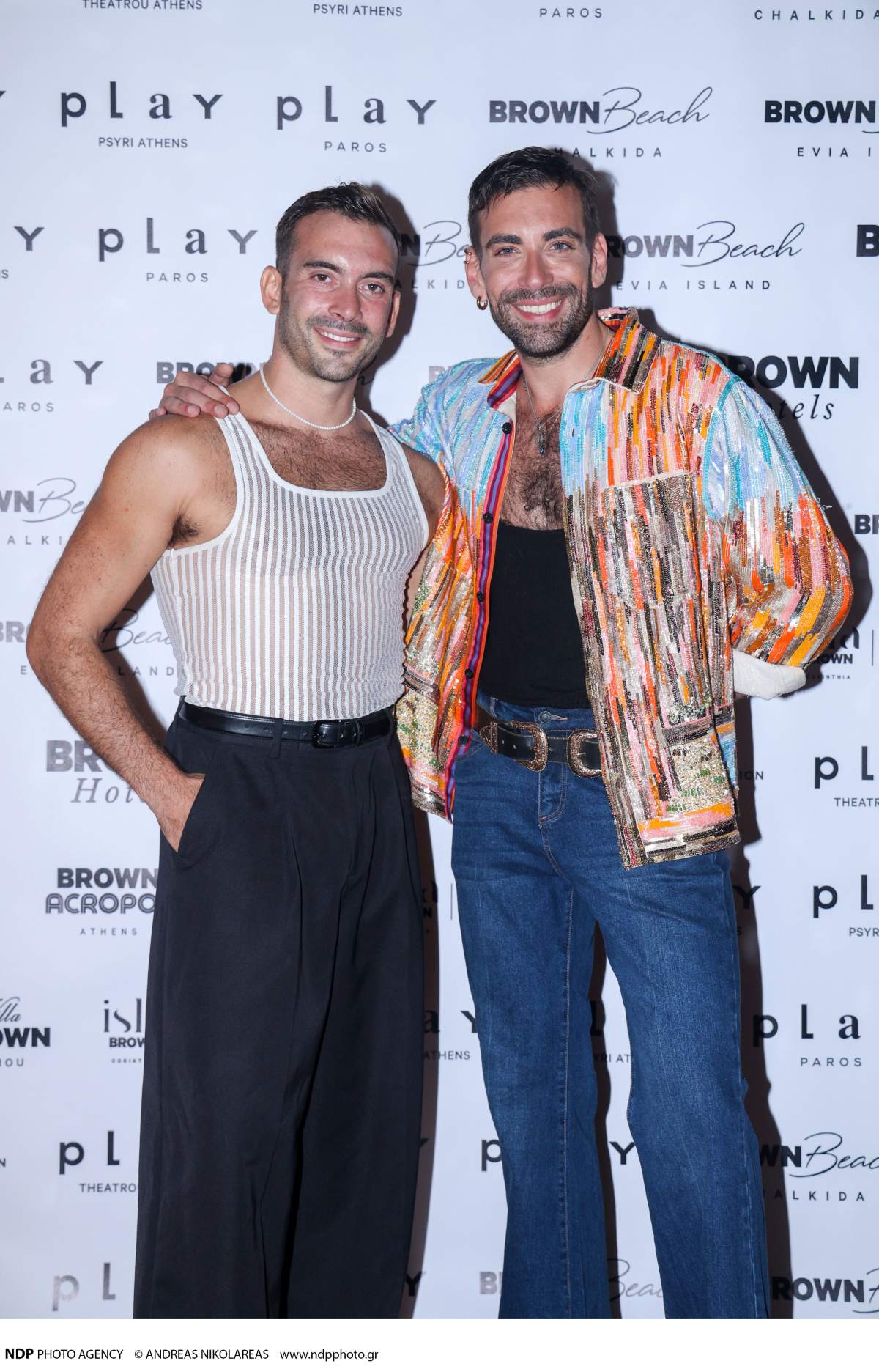 Ο έντι με φίλο του