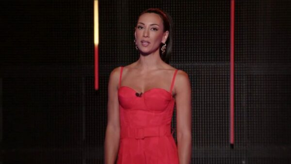 Η Ευγενία Σαμαρά στην πρεμιέρα της εκπομπής "Στην πίεση".