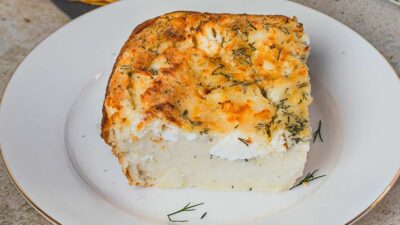 γιαουρτόπιτα