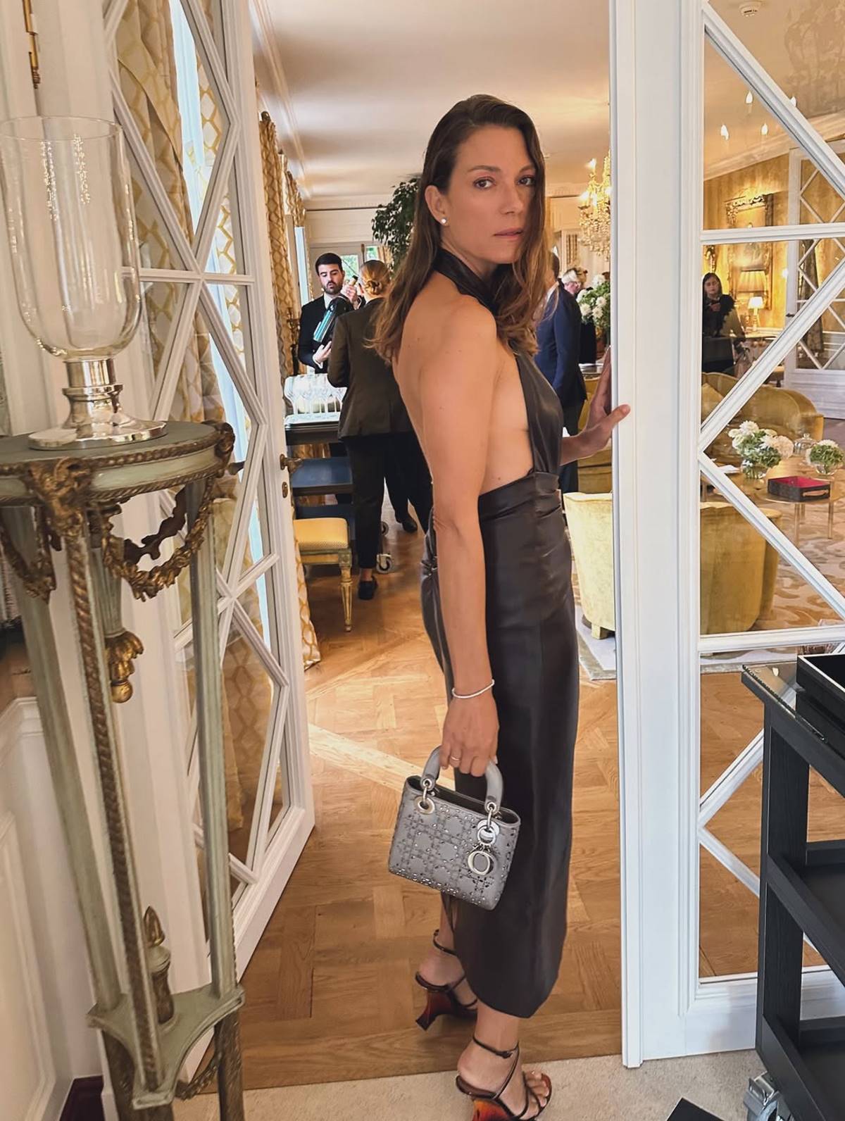 H Βίκυ Καγιά σε έξοδό της