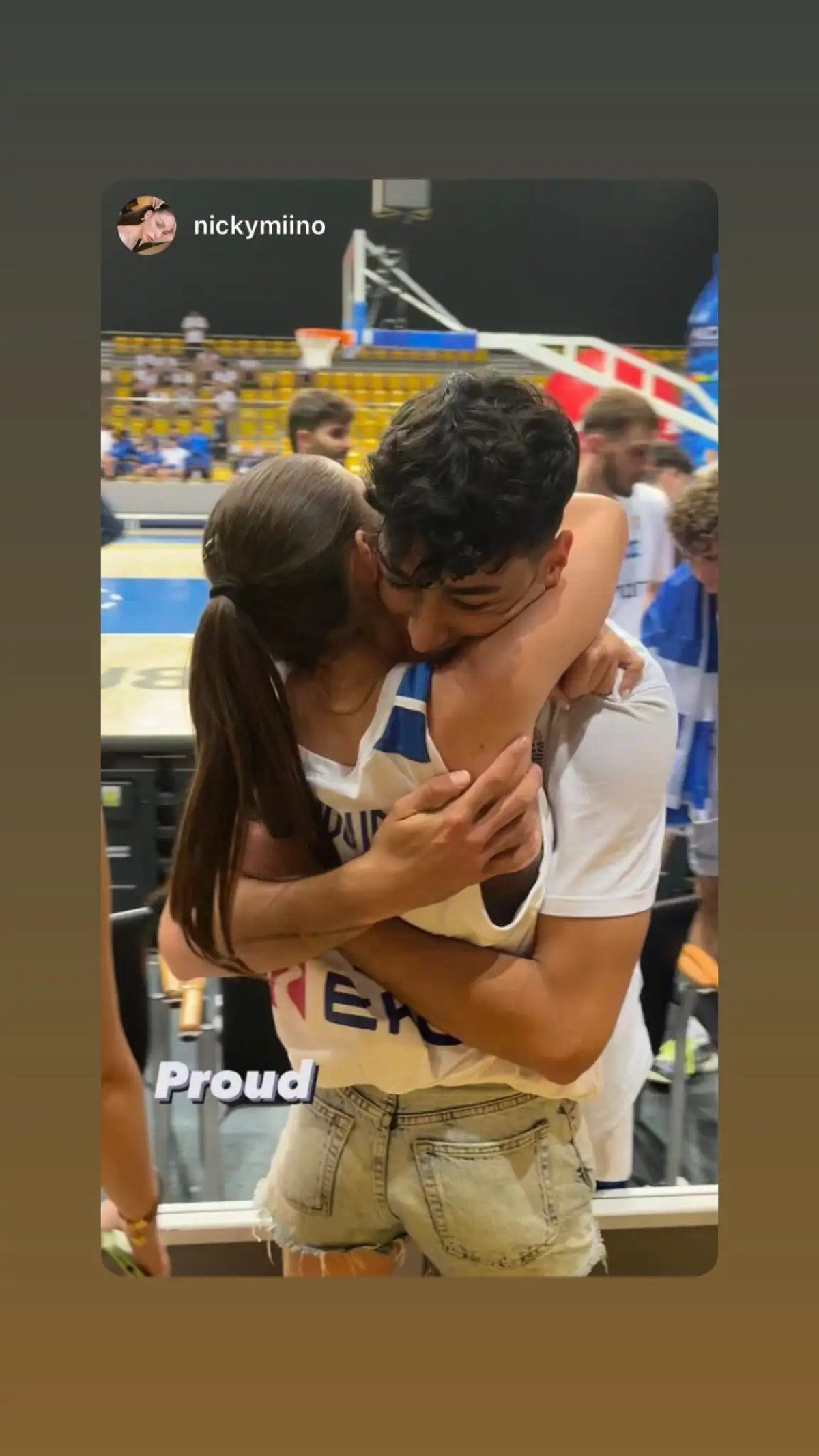 Ο Αλέξανδρος Σαμοντούροβ και η σύντροφός του