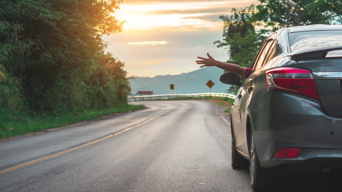 ταξίδι στην Ελλάδα με let's drive