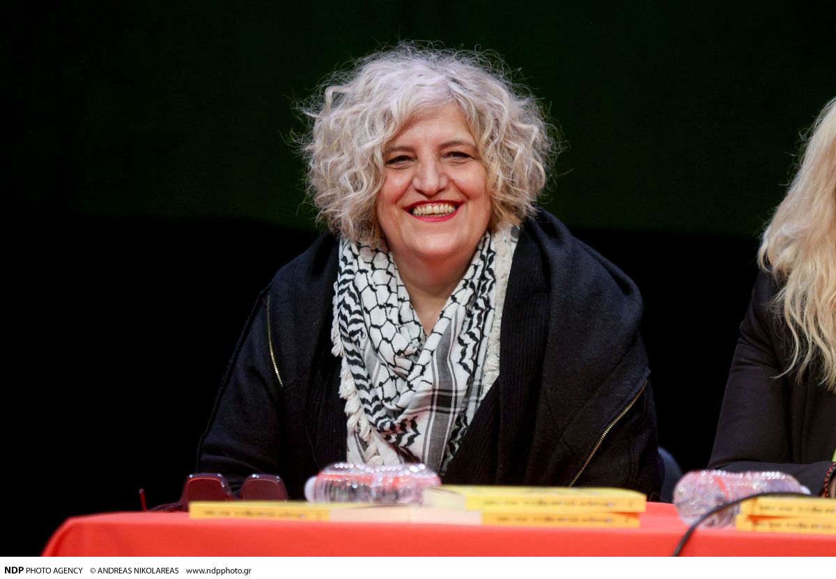 Η Μάρθα Φριντζήλα σε συναυλία της