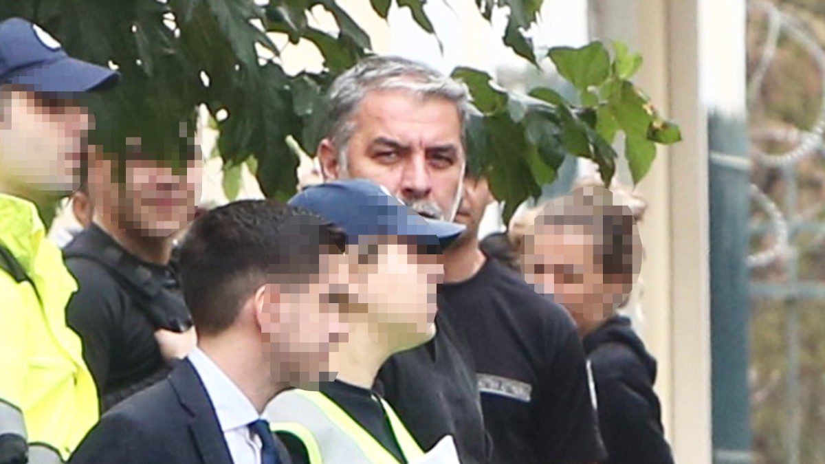 Βασίλης Μπισμπίκης