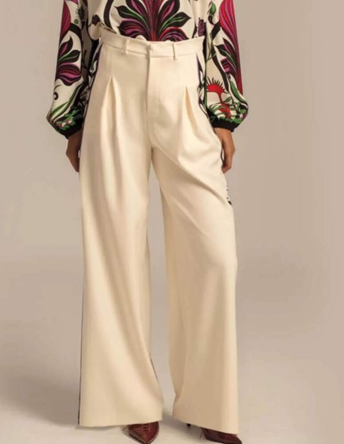 Φαρδύ παντελόνι favela