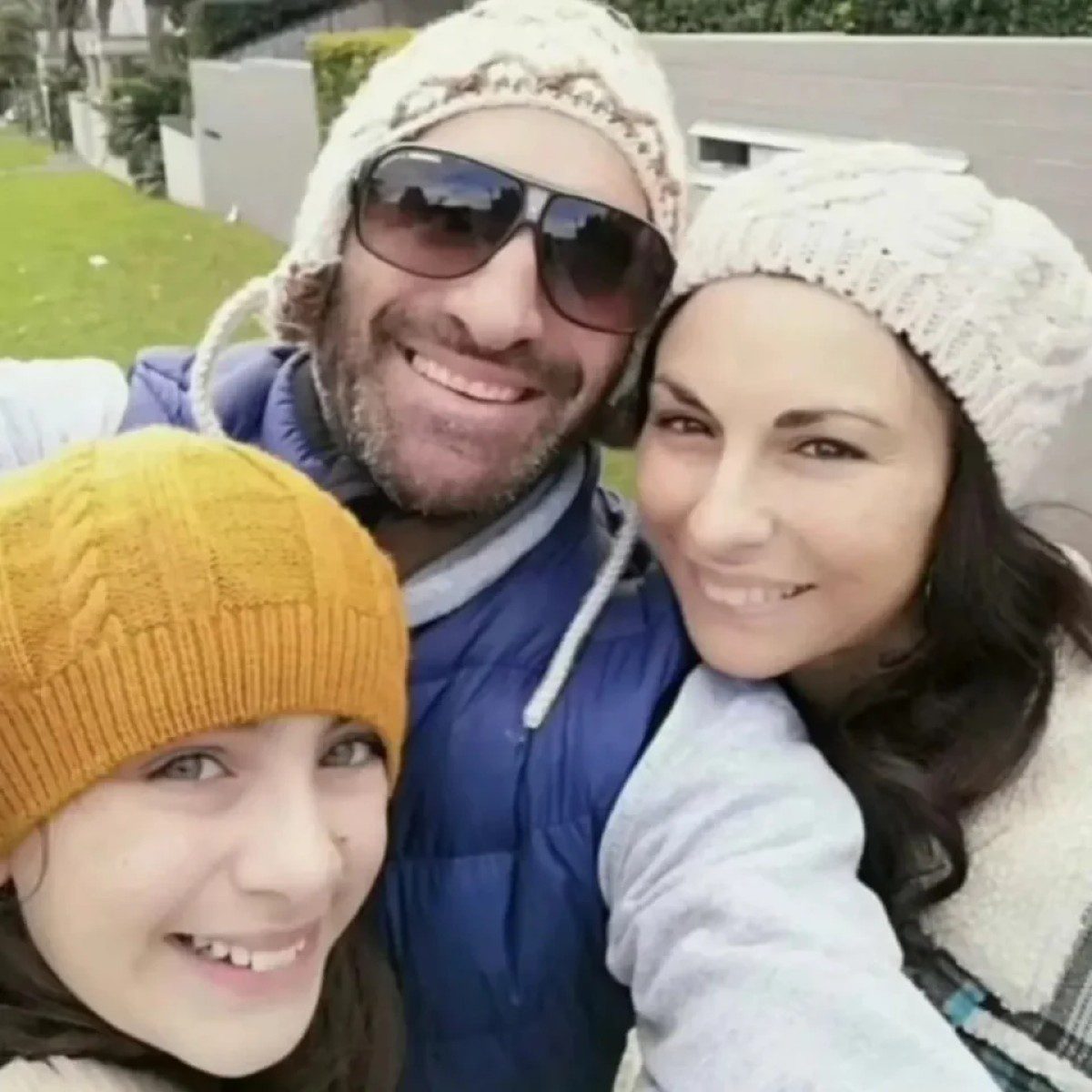 O Μέρκιουρι Ψιλλάκης με την οικογένειά του