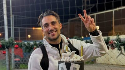 Ο Σάκης Κατσούλης