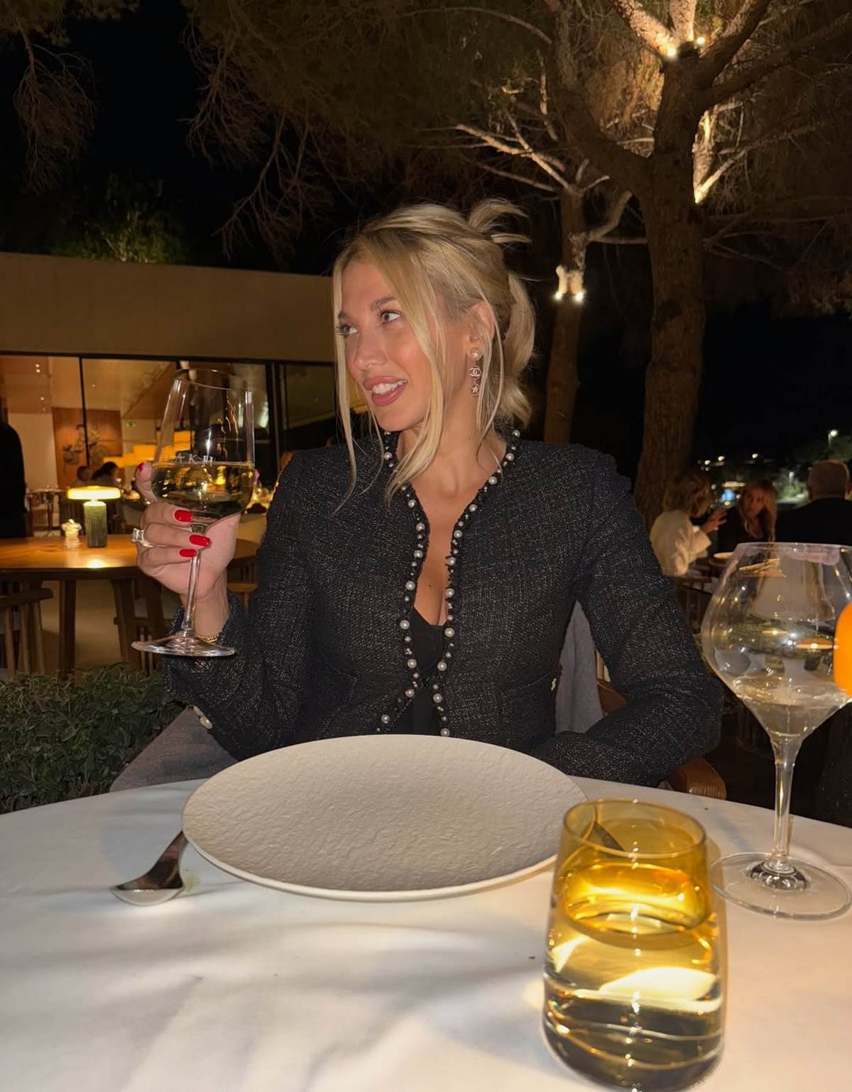 Με σακάκι η Κωνσταντίνα Σπυροπούλου