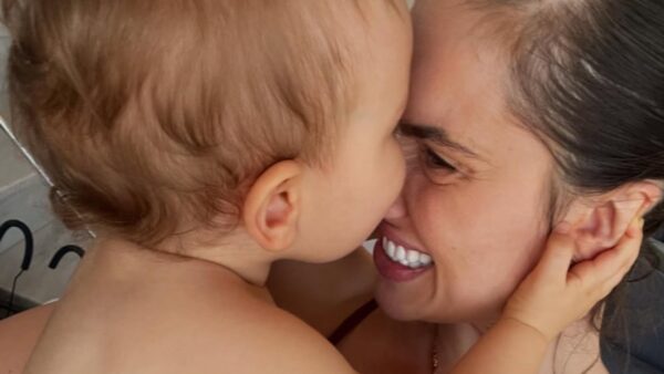 Η Έλενα Τσαγκρινού και ο γιος της