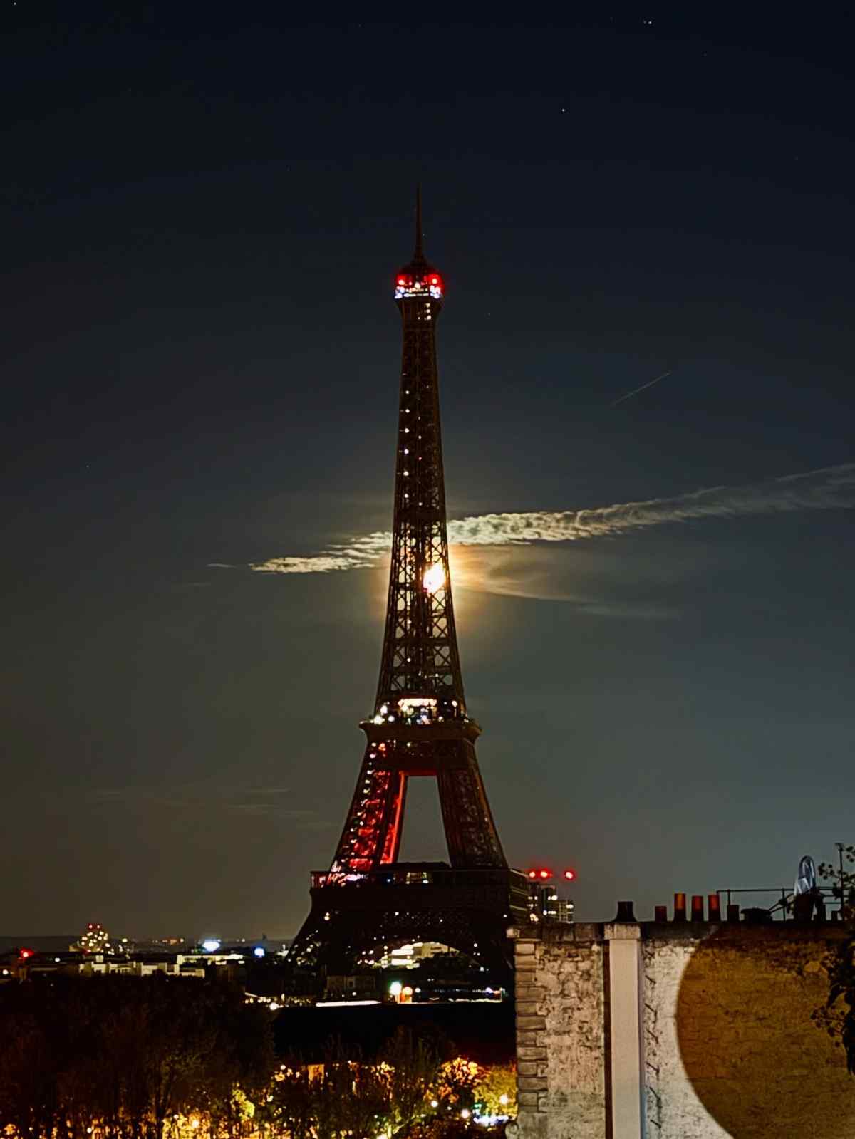 Μιχόπουλος - Ευριπίδου: Ρομαντική απόδραση στο Παρίσι (Φωτογραφίες)