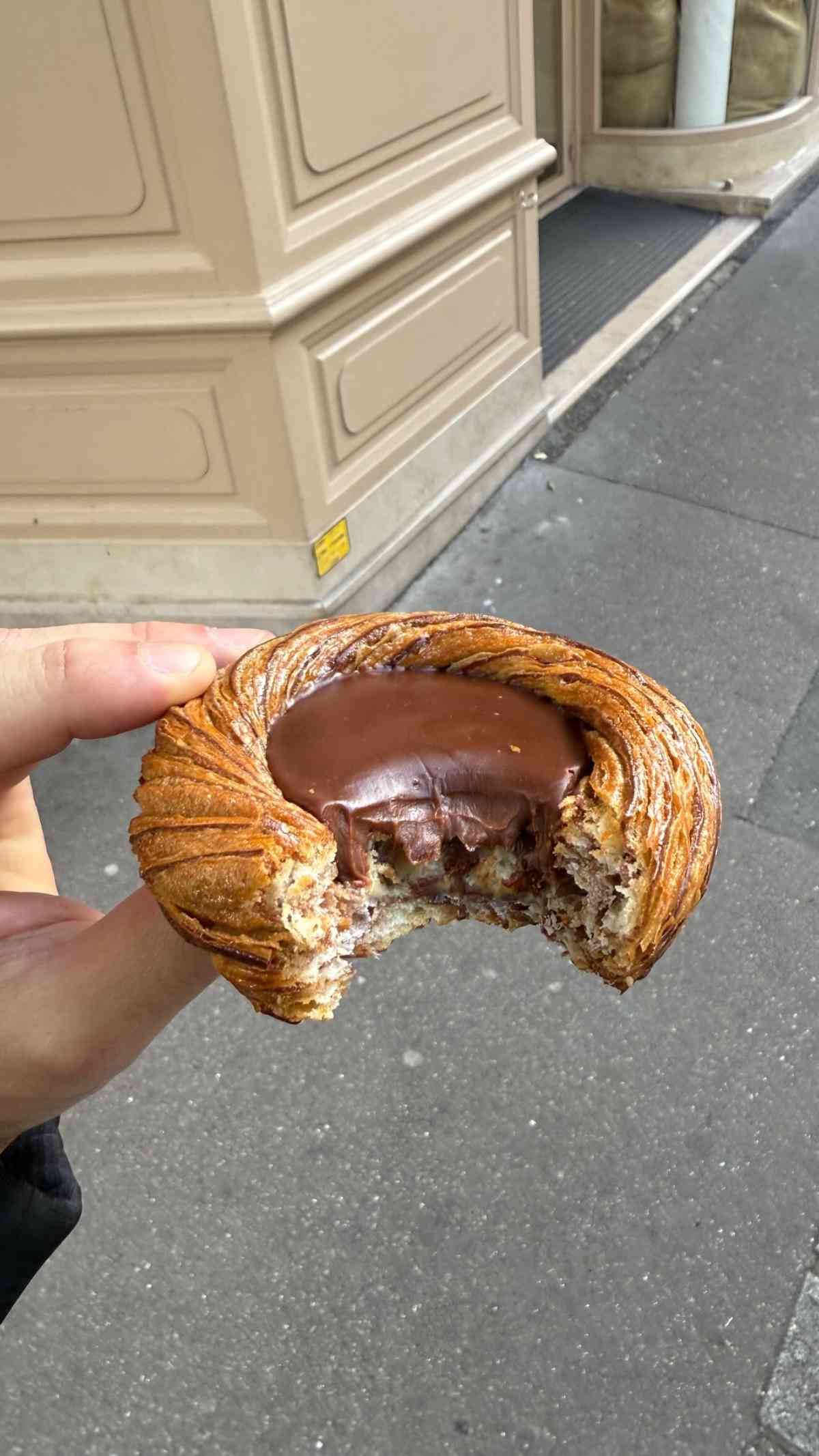 Καινούργιου - Κουτσουμπής: Η παρατήρηση που δέχτηκαν από σερβιτόρο σε εστιατόριο στο Παρίσι