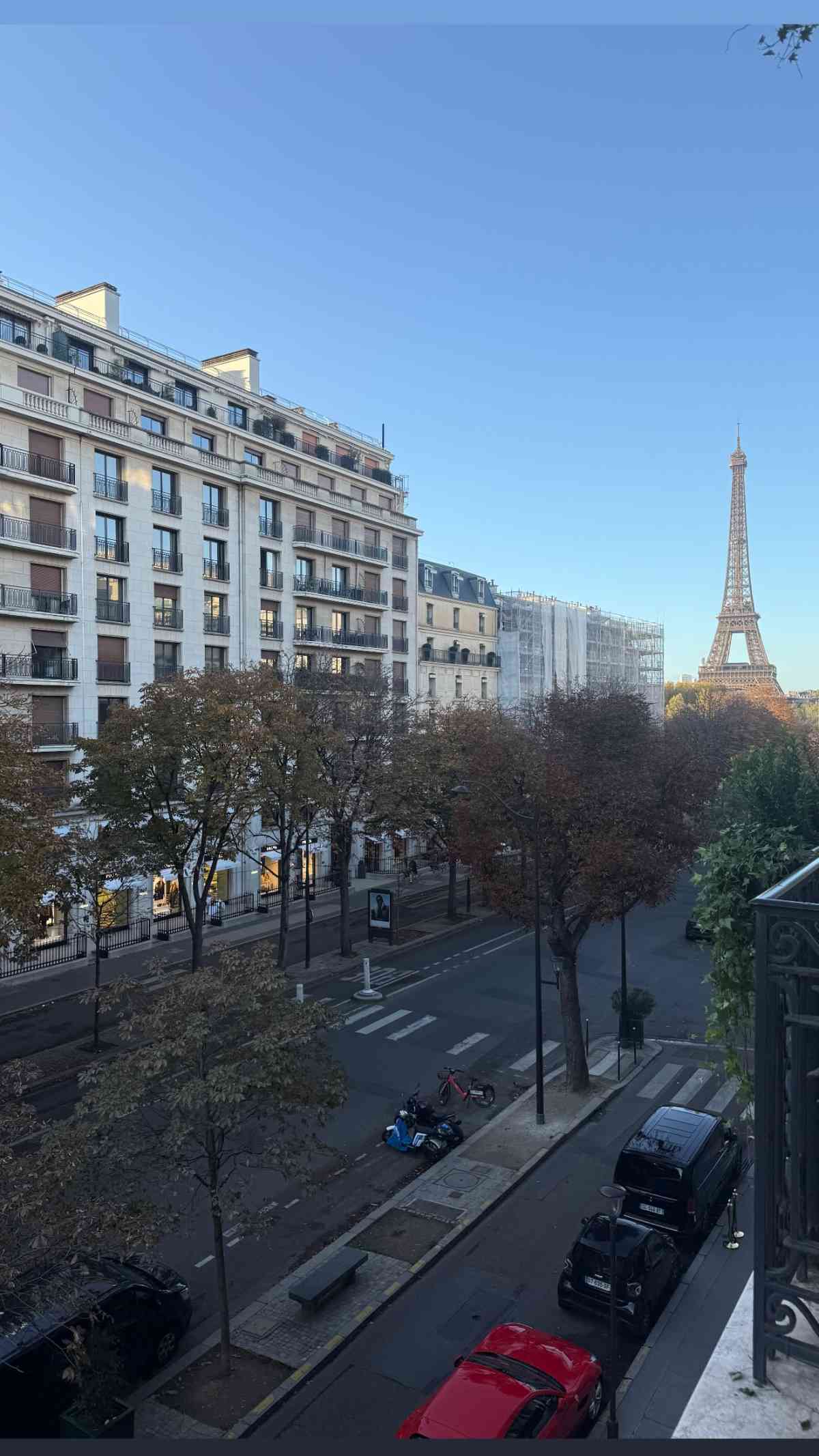 Καινούργιου - Κουτσουμπής: Η παρατήρηση που δέχτηκαν από σερβιτόρο σε εστιατόριο στο Παρίσι