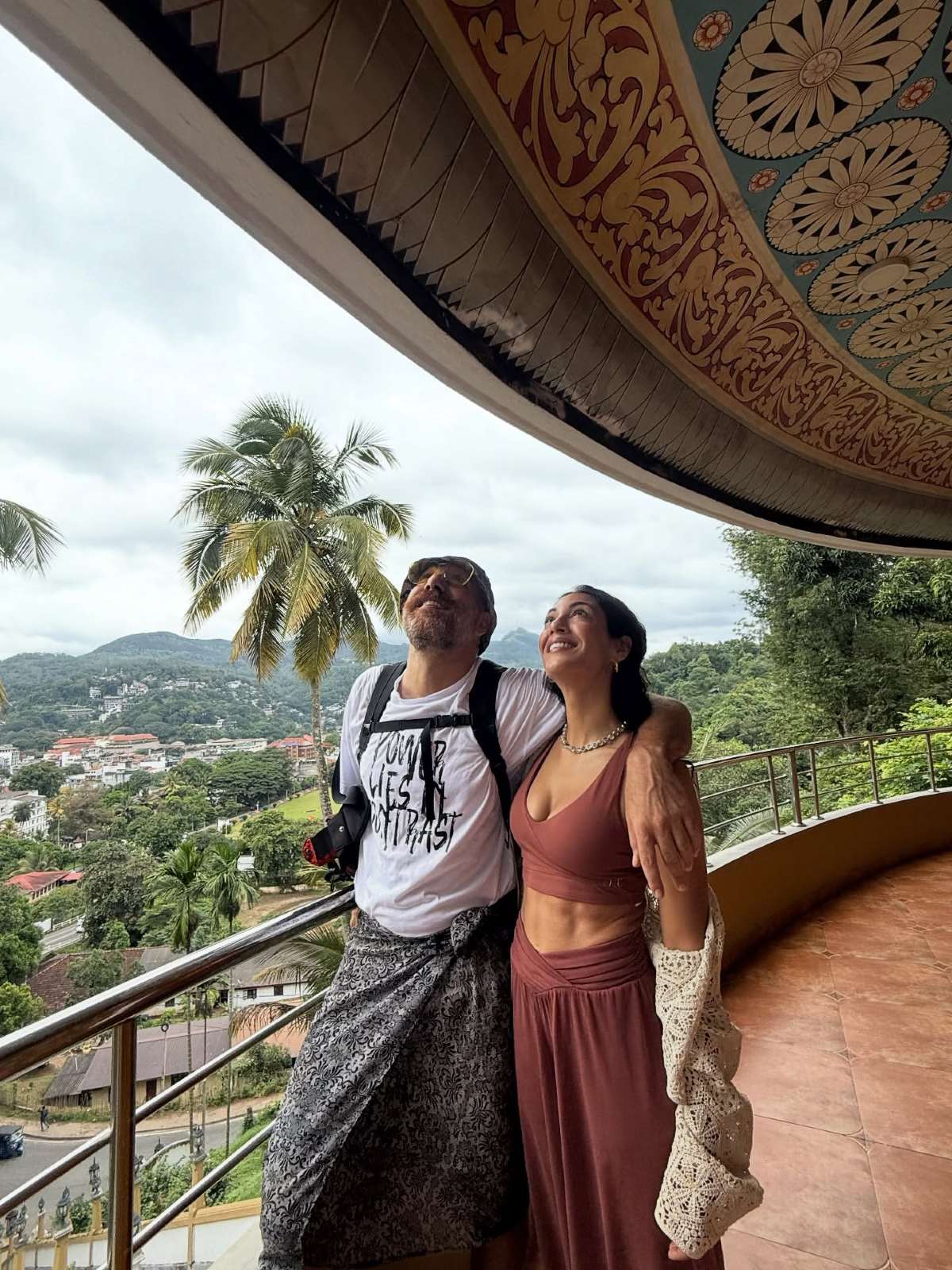 Η Ευγενία Σαμαρά με τον αδερφό της