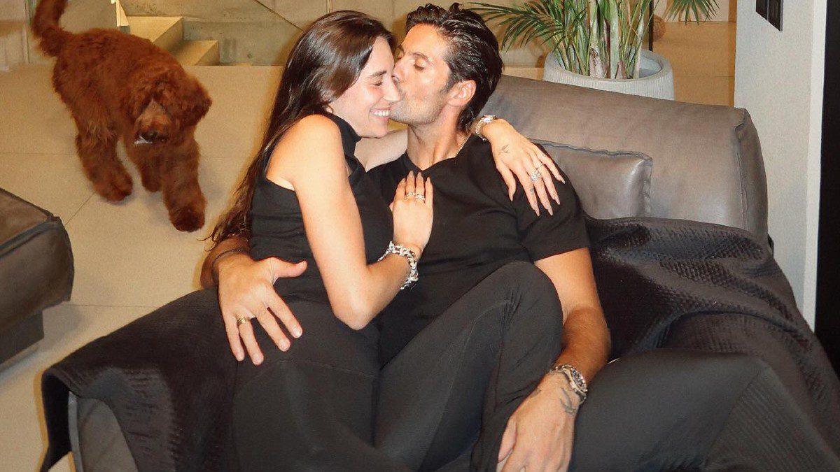 Ο Γιώργος Καράβας με τη σύζυγό του, Ραφαέλα Ψαρρού