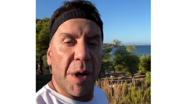 Γιώργος Μαζωνάκης