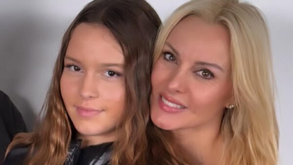 H Πέγκυ Ζήνα με την κόρη της