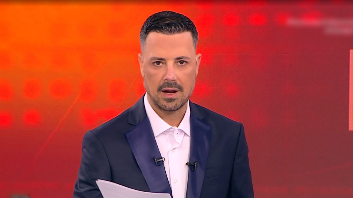 Ο Πέτρος Κουσουλός στη Νύχτα Αποκαλύψεων