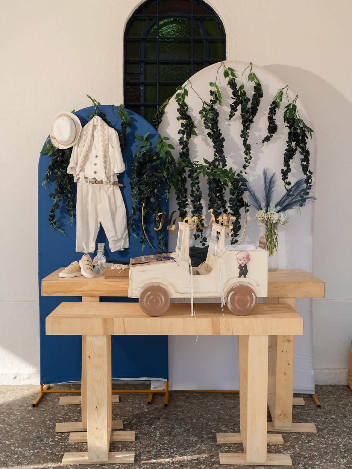 Η Έλενα Τσαγκρινού και ο DJ Stephan στη βάπτιση του γιου τους