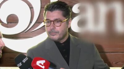 Λάμπρος Κωνσταντάρας