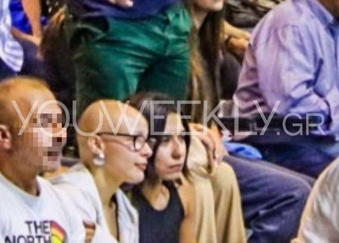 η κοντογεώργη με μια φίλη της