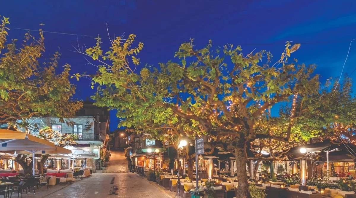 πλατεία Λάκκα Αράχωβα