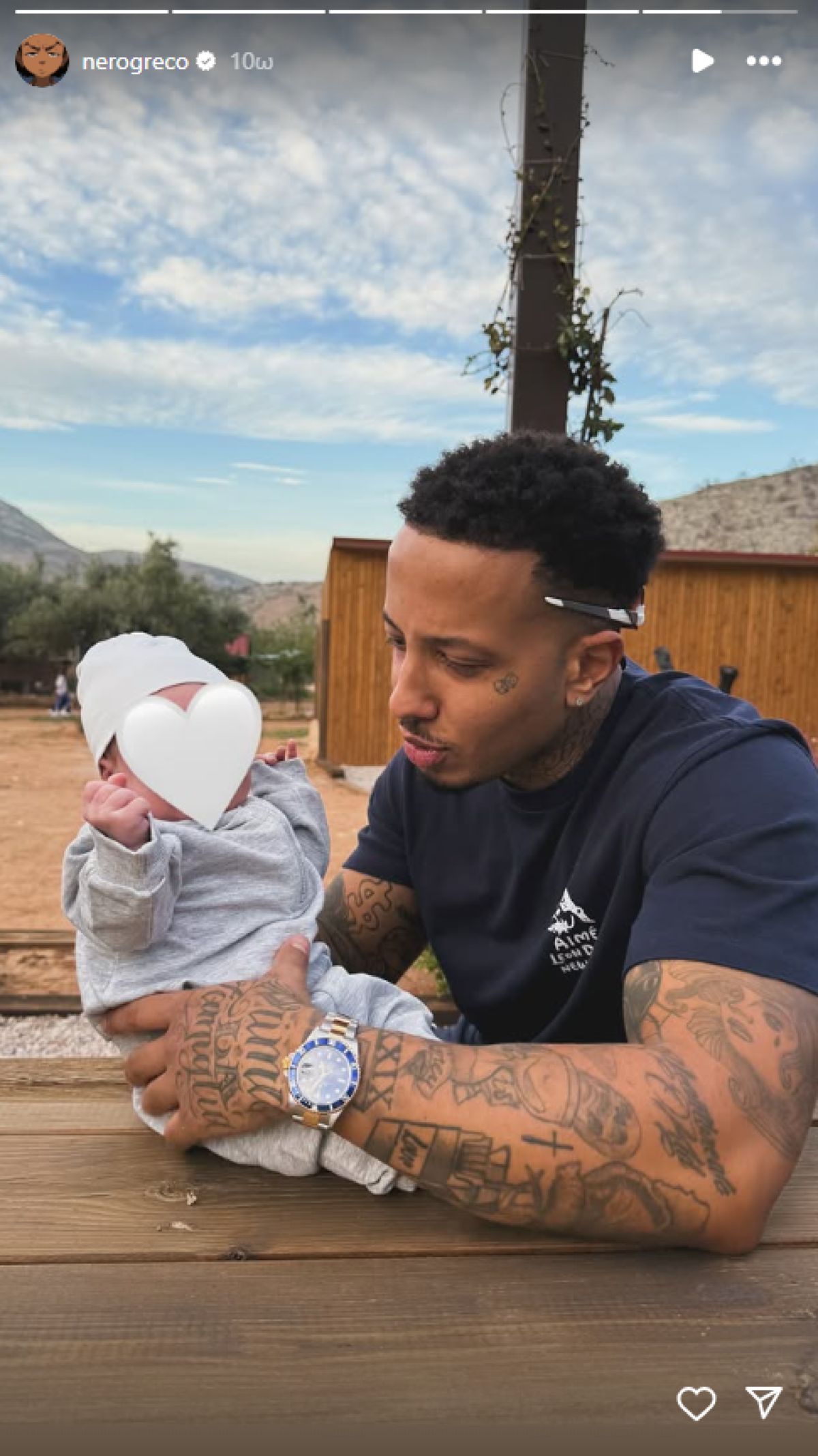 Ο Light μαζί με τον γιο του