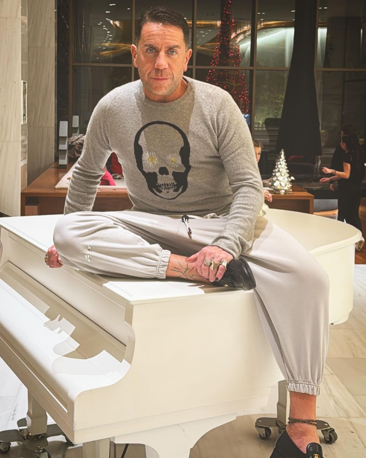 ο μαζωνάκης 