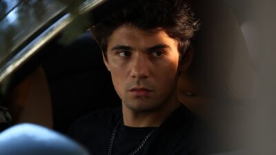 Να μ'αγαπάς Λευτέρης