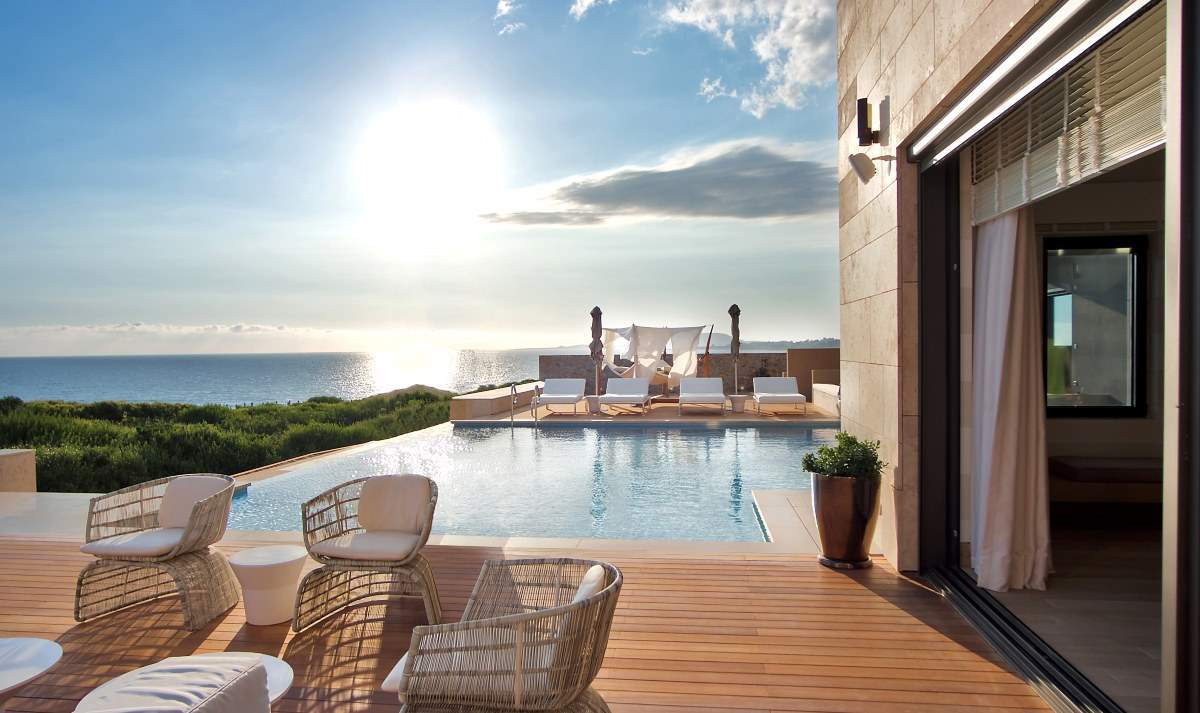 Romanos by The Naxos Apothecary