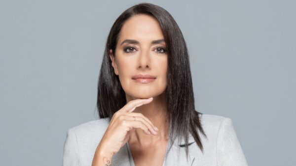 Νόνη Δούνια