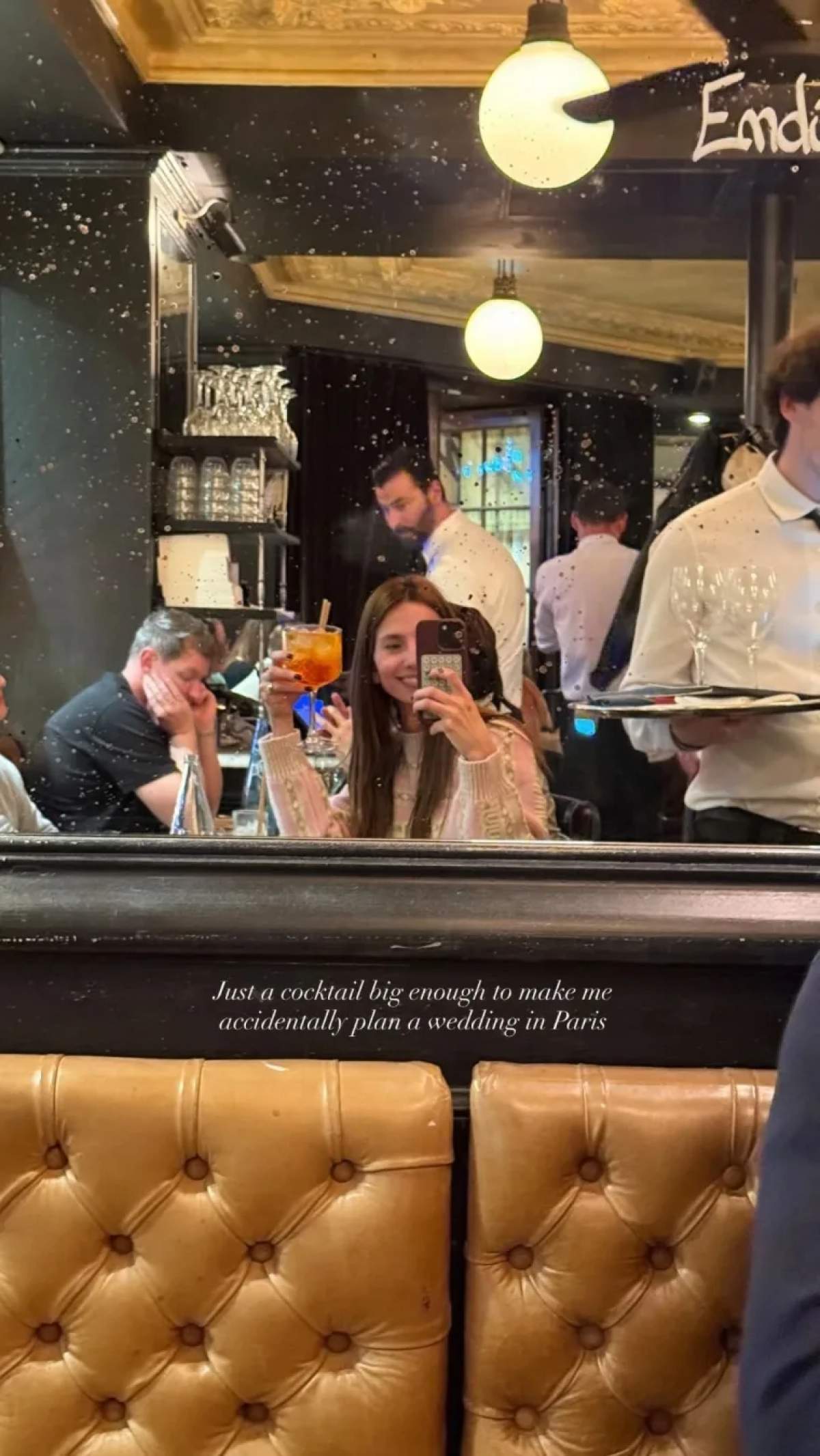 Η ανάρτηση της Ηλιάνας Παπαγεωργίου από το Παρίσι