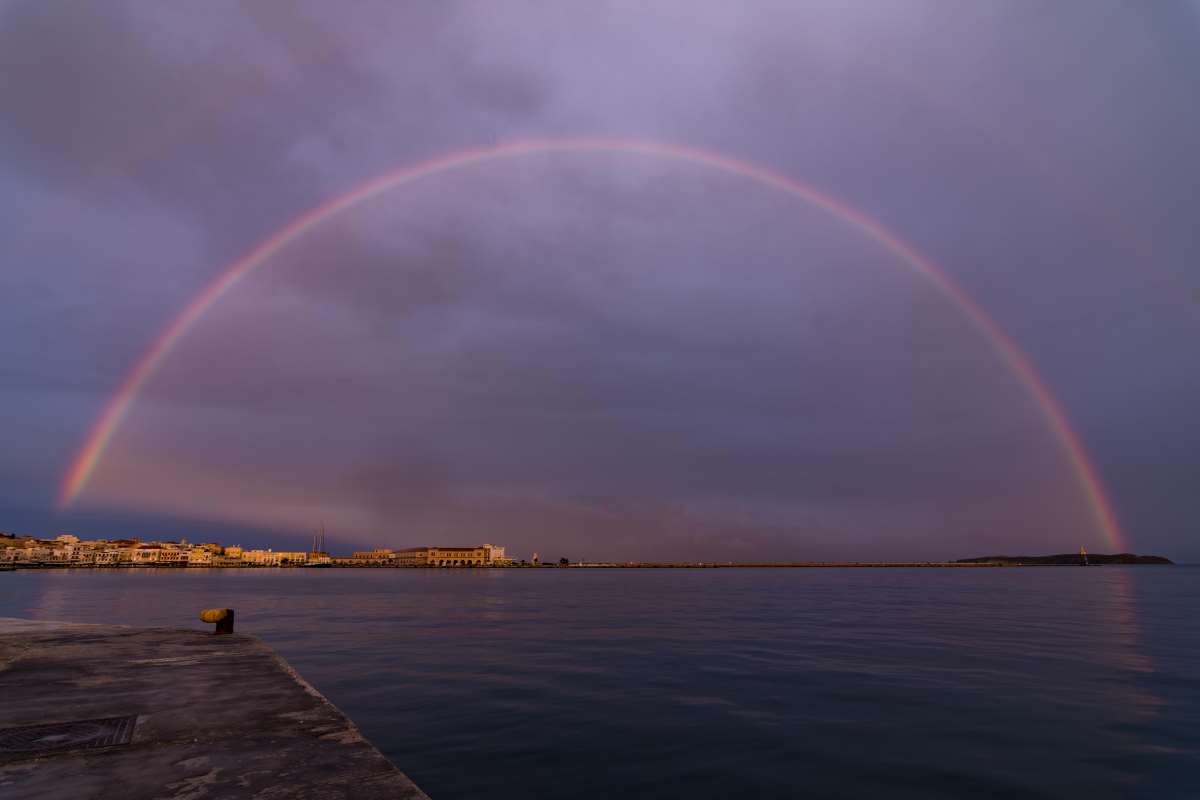 Σύρος το βράδυ
