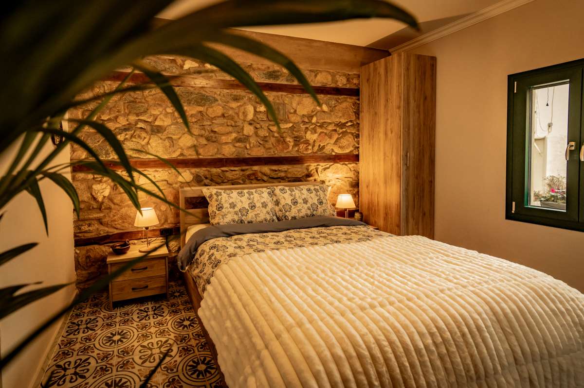 Sohos Traditional Home