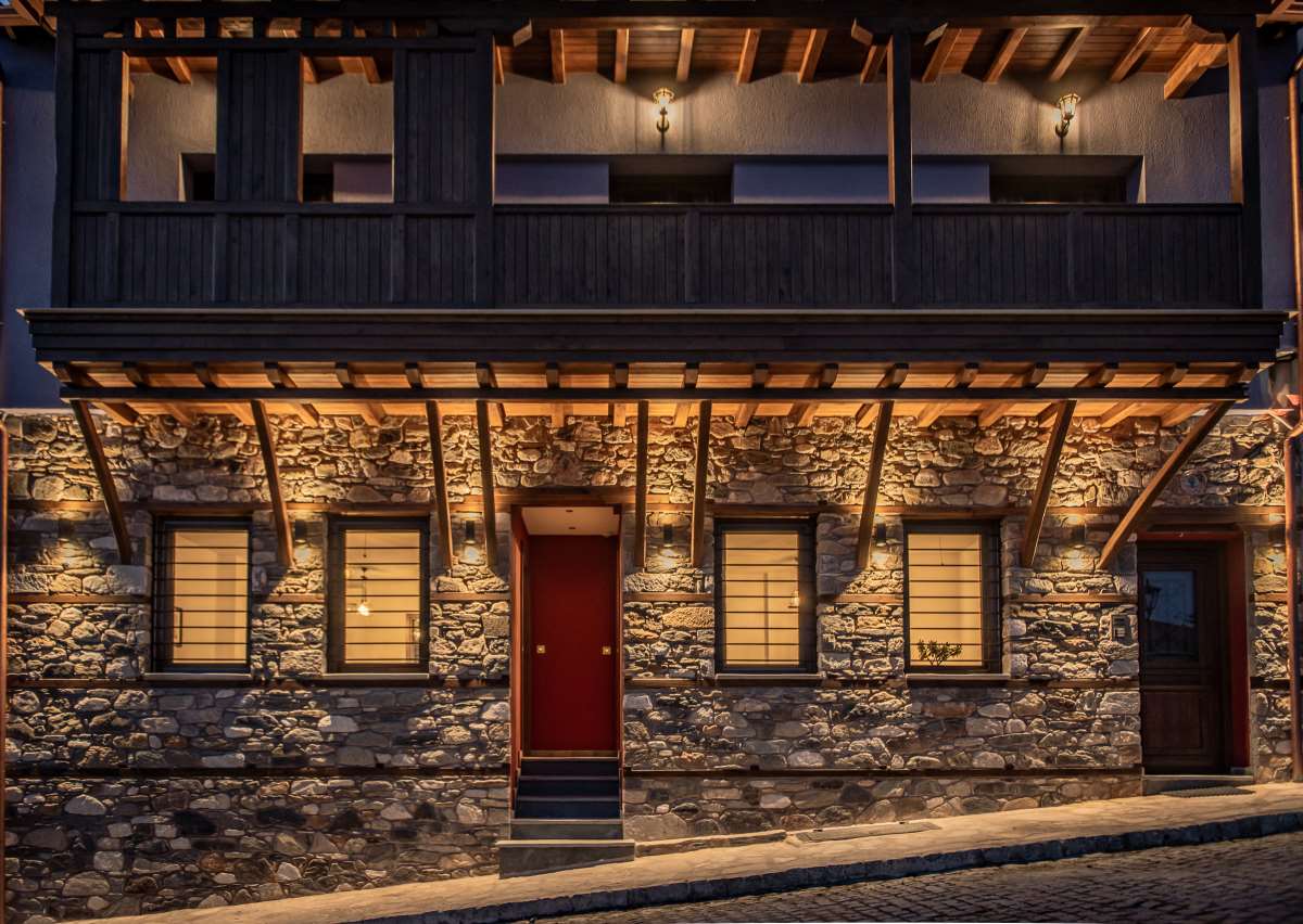 Sohos Traditional Homes